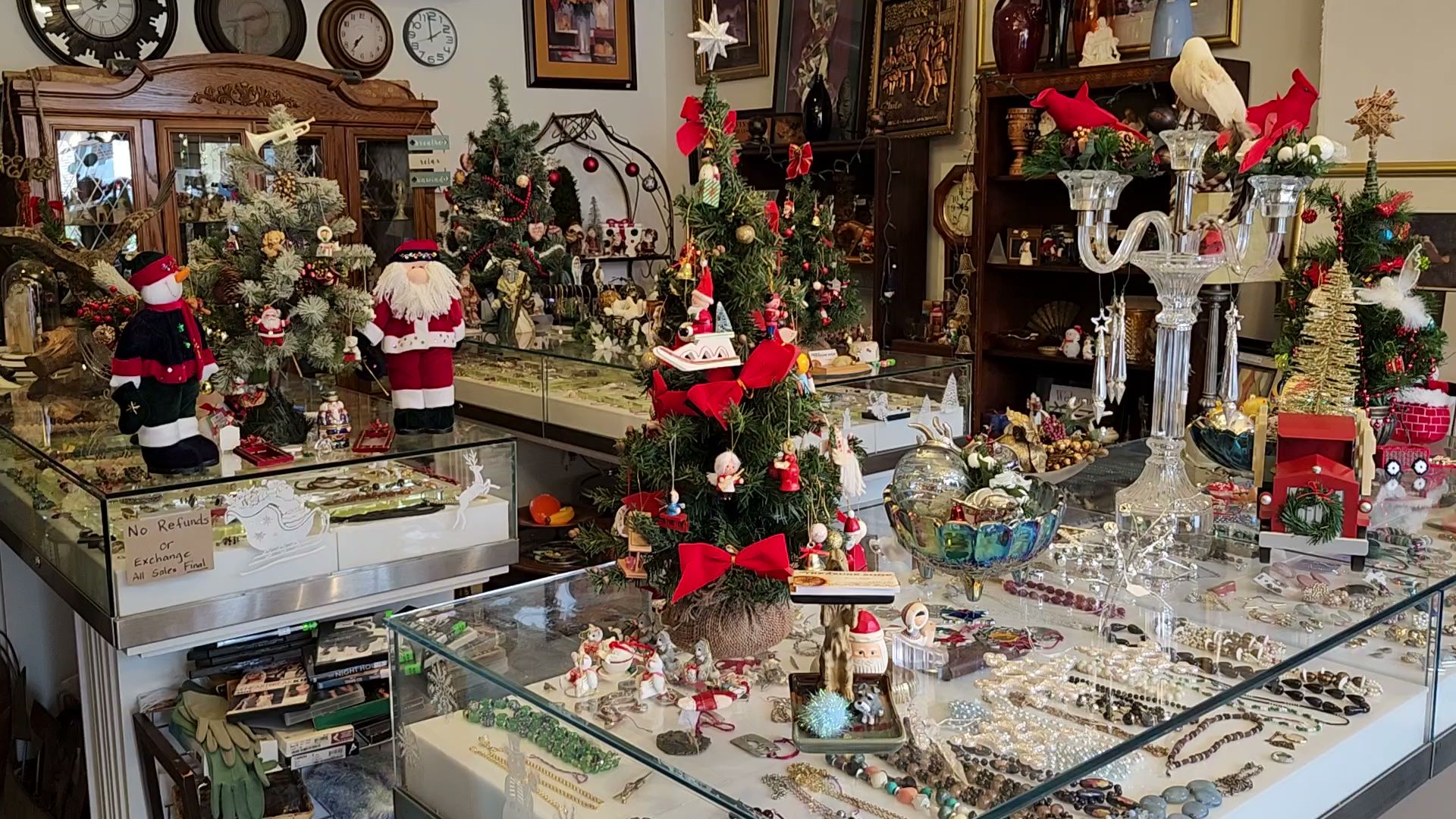 Diane’s Treasure Shop