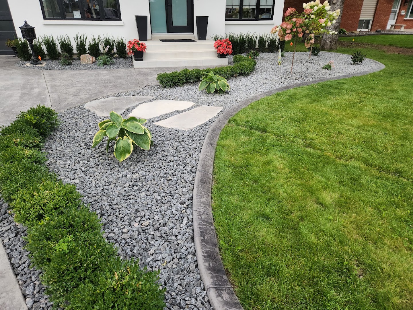 X-stream X-Scapes Custom Landscapes Inc.